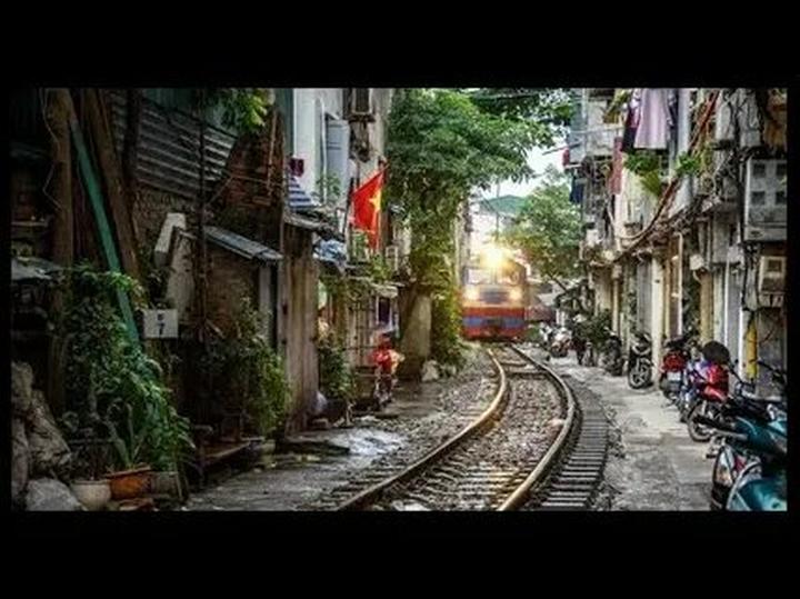 Thu hút Khách Hàng Bảo Hiểm với Video Tư vấn từ Hotspot Matrix